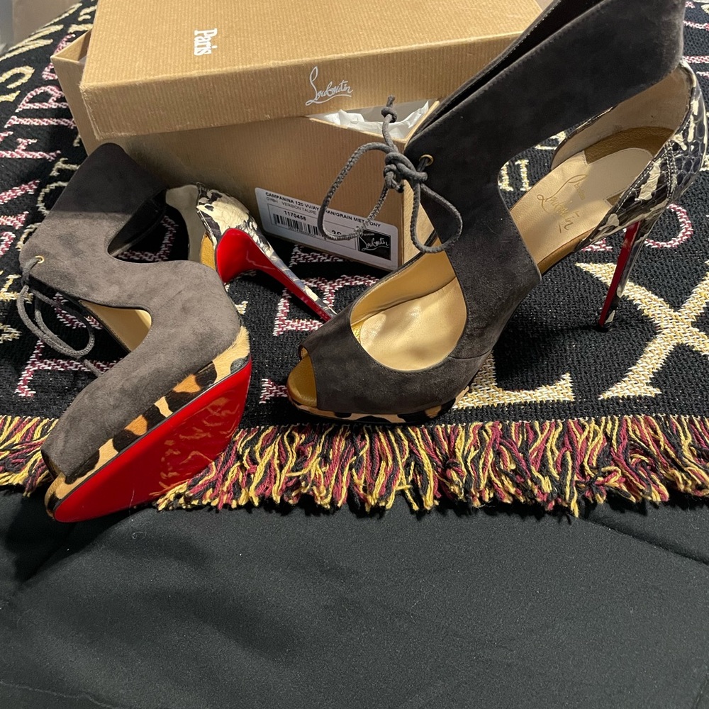 NEW CAMPANINA 120 MET PONY TAUPE HEELS 👠 39.5